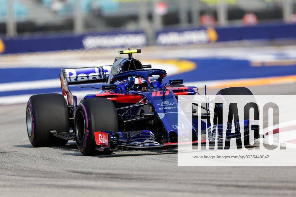 14th September 2018, Marina Bay Street Circuit, Singapore; Formula One Grand Prix of Singapore, Friday free practice; Red Bull Toro Rosso Honda driver Pierre Gasly ActionPlus12062008 StephenxBlackberry