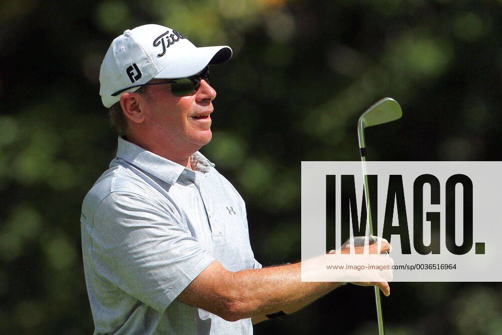 Grand Blanc, Michigan, United States - John Huston of Palm Harbor, Florida follows his shot from the 3rd tee during the final round of the The Ally Challenge golf tournament presented by McLaren at Warwick Hills Golf & Country Club in Grand Blanc, MI, USA Sunday, September 16, 2018. The Ally Challenge - Final Round - ZUMAn230 20180916_zaa_n230_986