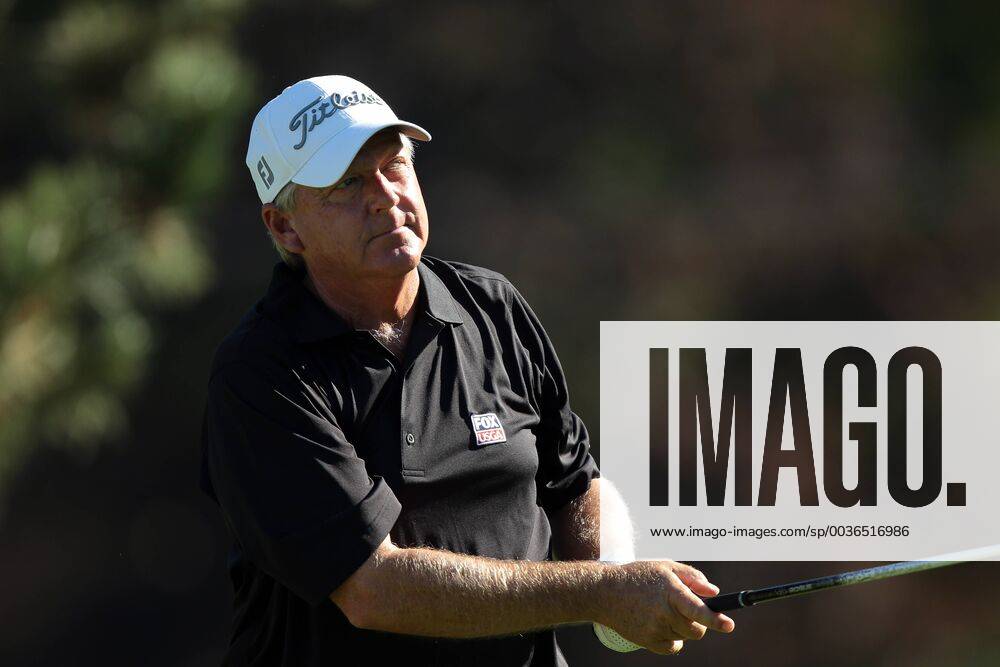 Grand Blanc, Michigan, United States - Mark Brooks of the USA tees off on the fourth tee during the final round of The Ally Challenge presented by McLaren at Warwick Hills Golf & Country Club in Grand Blanc, MI, USA Sunday, September 16, 2018. The Ally Challenge - Final Round - ZUMAn230 20180916_zaa_n230_971
