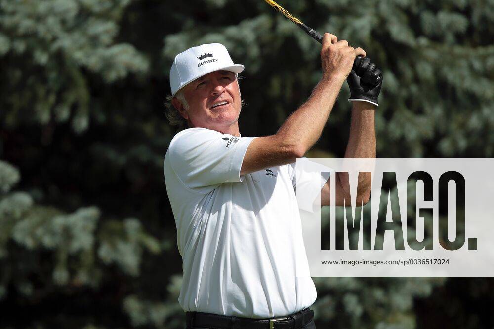 Grand Blanc, Michigan, United States - Tommy Armour III of the USA tees off on the second tee during the final round of The Ally Challenge presented by McLaren at Warwick Hills Golf & Country Club in Grand Blanc, MI, USA Sunday, September 16, 2018. The Ally Challenge - Final Round - ZUMAn230 20180916_zaa_n230_989