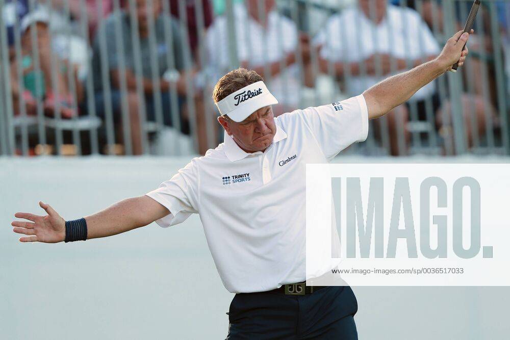 Grand Blanc, Michigan, United States - Paul Broadhurst of England reacts aftre his birdie on the 18th green during the final round of The Ally Challenge presented by McLaren at Warwick Hills Golf & Country Club in Grand Blanc, MI, USA Sunday, September 16, 2018. The Ally Challenge - Final Round - ZUMAn230 20180916_zaa_n230_988
