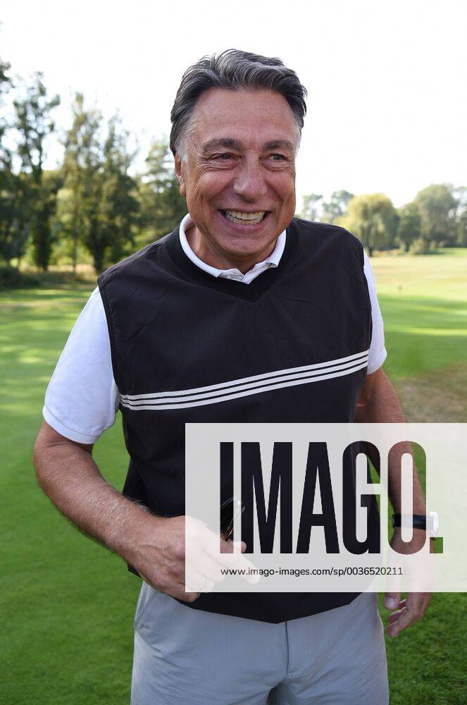 GER, Hanau, Golf Club Hanau-Wilhelmsbad Eintracht Frankfurt Golf Open Spieler-Berater Klaus Gerster DFL regulations prohibit any use of photographs as image sequences and or quasi-video