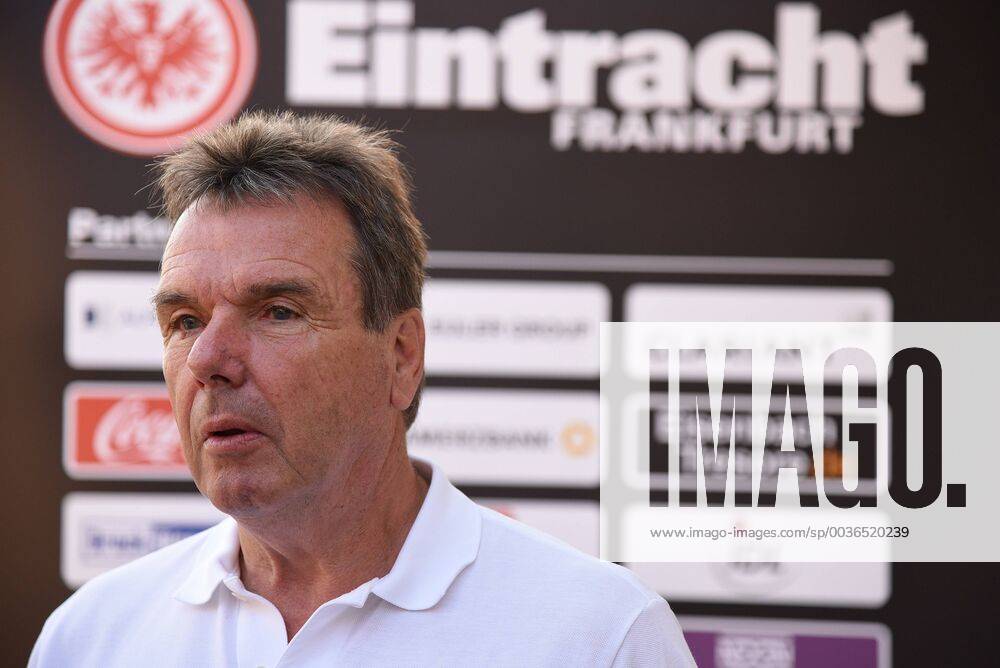 GER, Hanau, Golf Club Hanau-Wilhelmsbad Eintracht Frankfurt Golf Open Bundesligamanager Heribert Bruchhagen DFL regulations prohibit any use of photographs as image sequences and or quasi-video