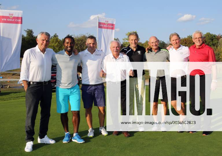 VfB Stuttgart Golf Cup 2018 Deutschland, Marrhördt, 19.09.2018, Fussball, Bundesliga, Saison 2018 2019, VfB Stuttgart Golf Cup 2018: v.l. Wolfgang Dietrich, Cacau, Silvio Meißner, Hermann Ohlicher, Eberhard Herzog von Württemberg, Bernd Martin, Roland Hattenberger, Klaus Funk.