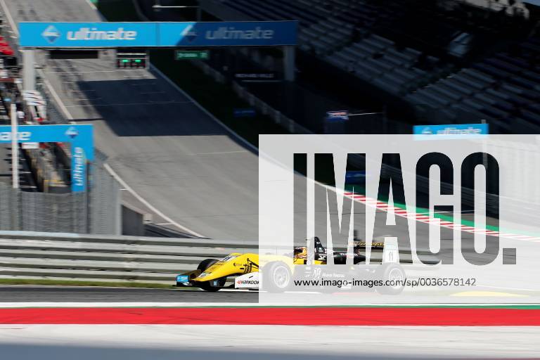 Sacha Fenestraz (FRA) (Carlin - Dallara F317-Volkswagen) bei der FIA Formel 3 Europameisterschaft auf dem Red Bull Ring. Copyright Thomas Pakusch