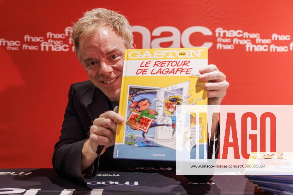 Delaf Signs Copies Of New Gaston Lagaffe - Paris Canadian comic strip artist Marc Delafontaine, aka Delaf, signs a few copies of the new comic strip entitled Le Retour de Lagaffe (The Return Of Gaston Lagaffe) at FNAC Ternes in Paris on 22 November 2023. Gaston Lagaffe, the comic strip hero who hasn t appeared in print since 1999, will be back in bookshops on 22 November 2023 with a new artist, the Canadian Delaf, whose loyalty to Franquin has been hailed by the critics. Photo by David Boyer ABACAPRESS.COM Paris France