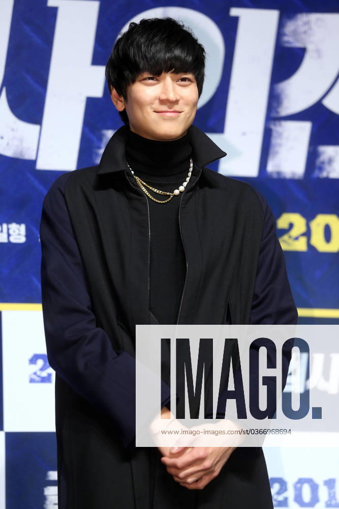 S. Korean actor Kang Dong-won S. Korean actor Kang Dong-won South Korean actor Kang Dong-won, who stars in the new movie A Violent Prosecutor, poses for a photo during a publicity event in Seoul on Jan. 4, 2016. The movie will be released in South Korea on Feb. 4. (Yonhap) 2016-01-05 11:57:30 < 1980-2016 YONHAPNEWS AGENCY. .> ¼­¿ï