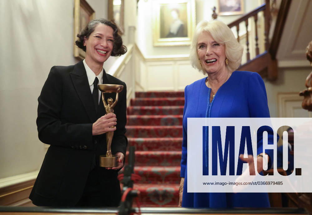 Queen Camilla Hosts Booker Prize Foundation Reception Queen Camilla (R) shares a joke as she hosts the Booker Prize Foundation reception at Clarence House on November 23, 2023 in London, England. NO UK USE FOR 48 HOURS, Credit:Avalon.red Avalon United Kingdom, England, London, Clarence House