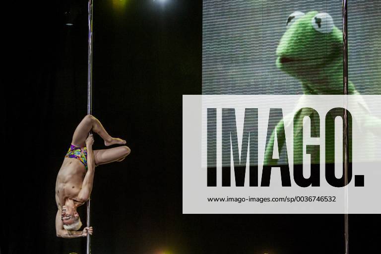 Barcelona, Catalonia, Spain - Particpant in the pole dance Arnold Classic Europe 2018 multisport competition in Barcelona. Arnold Classic Europe 2018 Multisport Spain - ZUMAa131 20180929_zap_a131_026