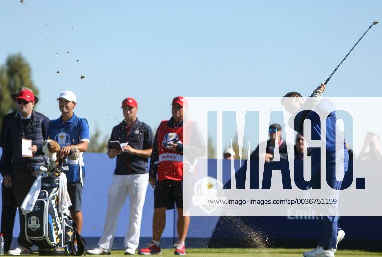 2018 Ryder Cup, Albatros Course, Le Golf National, Saint-Quentin-en-Yvelines, Paris 30 9 2018 Rory McIlroy tees off at the 9th Rory McIlroy tees off at the 9th 30 9 2018