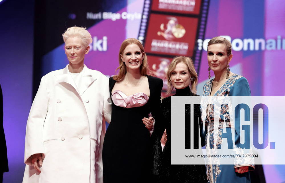 Soirà e d anniversaire pour les 20 ans du Festival International du Film de Marrakech Tilda Swinton, Jessica Chastain, Isabelle Huppert, Mà lita Toscan du Plantier à la soirà e d anniversaire pour les 20 ans du Festival International du Film de Marrakech, Maroc, le 25 novembre 2023. Dominique Jacovides Bestimage Celebs attending the ceremony for the 20th annual Marrakech International Film Festival on November 25, 2023 in Marrakech, Morocco. Marrakech Maroc
