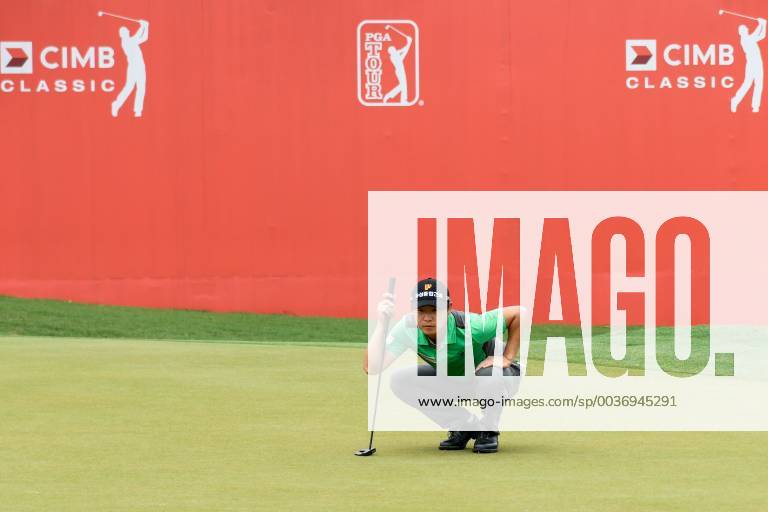 Kuala Lumpur, Malaysia - Minchel Choi of South Korea on first round of the CIMB Classic at TPC Kuala Lumpur on October 11, 2018 in Kuala Lumpur, Malaysia CIMB Classic - Round One - ZUMAn230 20181011_zaa_n230_134