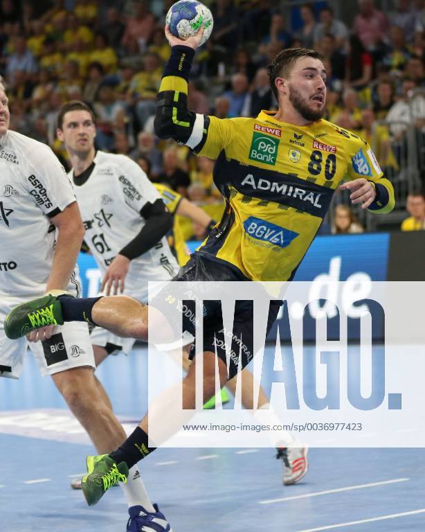 Jannik Kohlbacher (Rhein-Neckar-Loewen 80), Hendrik Pekeler (THW Kiel 61) Rhein-Neckar-Loewen - THW Kiel, 1. HBL Mannheim