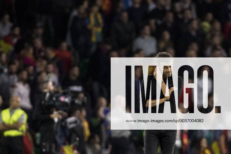 Seville, Spain - LUIS ENRIQUE, head coach of Spain, in action during the UEFA Nations League Group A4 soccer match between Spain and England at the Benito Villamarin Stadium Soccer 2018 - Spain vs England - ZUMAa142 20181015_zap_a142_025