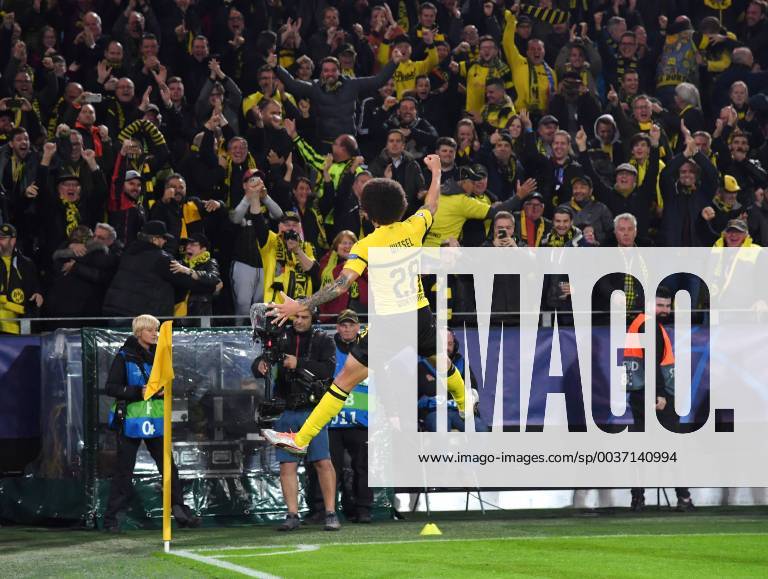 Fussball, UEFA Champions League, Saison 2018 2019, Vorrunde, 3. Spieltag, Borussia Dortmund - Atletico Madrid, Jubel Axel Witsel (Borussia Dortmund)