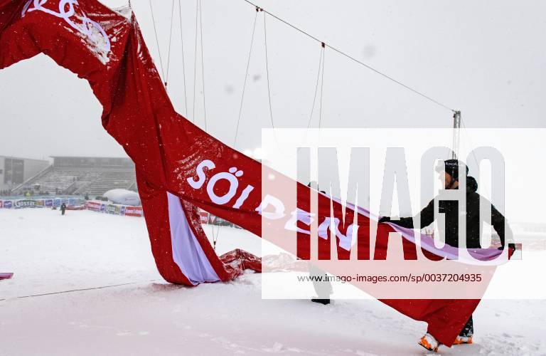 KW43 Ski Alpin, WC Sölden, Herren, Riesenslalom abgesagt ALPINE SKIING - FIS WC Soelden SOELDEN,AUSTRIA,28.OCT.18 - ALPINE SKIING - FIS World Cup season opening, Rettenbachferner, giant slalom, men. Image shows the target bow. Keywords: cancellation. GEPAxpictures Osterauer