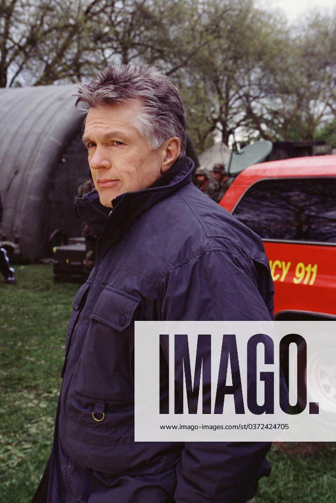 Stills from the 1999 movie Aftershock. Tom Skerritt stars in AFTERSHOCK. Photo cr: Tony Esparza CBS, Credit:BOB AKESTER Avalon