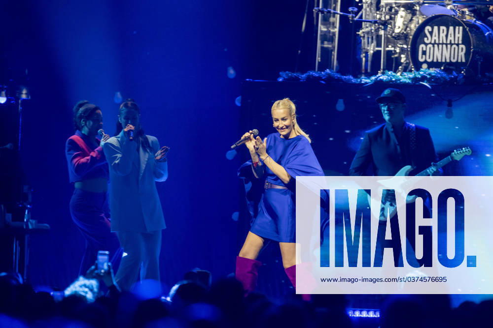 Bilder des Jahres 2023, Entertainment 12 Dezember Entertainment Themen der Woche KW50 Sarah Connor, not so silent night, Olympiaahlle Muenchen. 13.12.2023