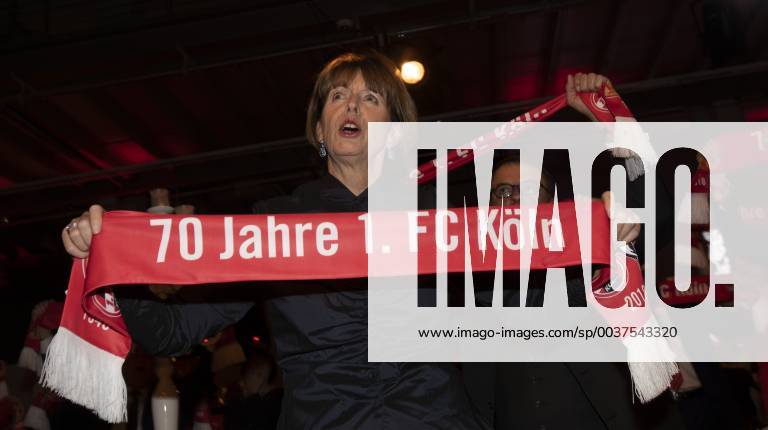 KW46 1. FC Köln Gala 70 Jahre MMC Studios Koeln Deutschland Datum: 17.11.2018 Oberbürgermeisterin Henriette Reker DFL regulations prohibit any use of photographs as image sequences and or quasi-video.