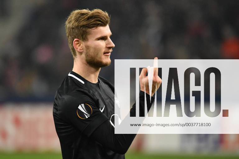 KW48 Timo WERNER (L), zeigt den Mittelfinger (Stinkefinger), Gestik, Aktion,Einzelbild,angeschnittenes Einzelmotiv,Halbfigur,halbe Figur. Fussball Europa League, Gruppenphase, Gruppe B, 5. Spieltag, FC Salzburg (SL)-RB Leipzig (L) 1-0, am 29.11.2018 Stadion Salzburg.