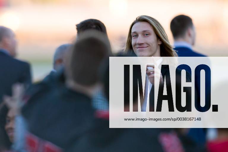 Santa Clara, California, U.S - January 03, 2019 - San Jose, California, U.S. - Clemson Tigers quarterback Trevor Lawrence arrives at the Norman Y. Mineta San Jose International Airport prior to the College Football Playoff National Championship game between the Clemson Tigers and the Alabama Crimson Tide at Levi s Stadium, Santa Clara, California. NCAA College League USA Football 2019: College Football Playoff National Championship - ZUMAl147 20190104_zap_l147_017