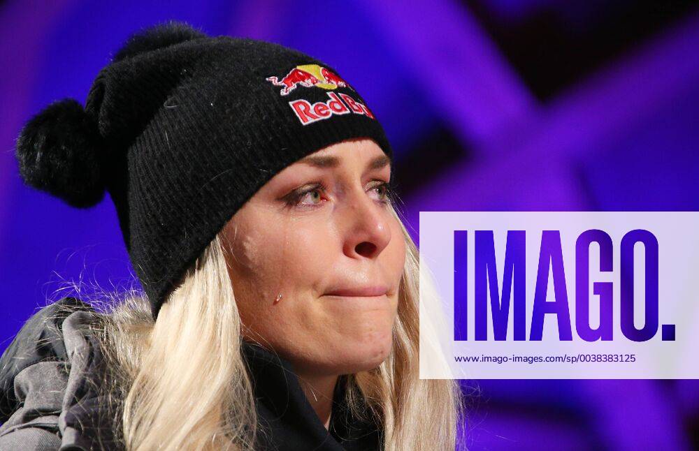 KW03 ALPINE SKIING - FIS WC Cortina CORTINA D AMPEZZO,ITALY,20.JAN.19 - ALPINE SKIING - FIS World Cup, ladies, Super G, bib draw. Keywords: Milka. Image shows Lindsey Vonn (USA). Keywords: tears. GEPAxpictures xThomasxBachun