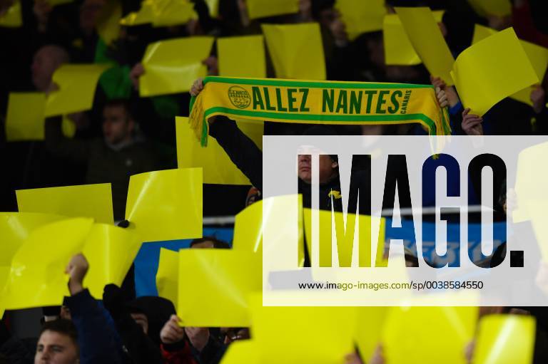 Football - 2018 2019 Premier League - Arsenal vs. Cardiff City Banners and yellow daffodil cards in support of Emiliano Sala the missing player, at The Emirates. COLORSPORT ASHLEY WESTERN