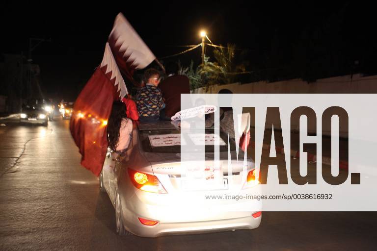 Gaza City, Gaza Strip, Palestinian Territory - Palestinian fans celebrate after the Qatari team winning the 2019 AFC Asian Cup final match between Japan and Qatar, in Gaza city, 01 February 2019 Middle East News - February 1, 2019 - ZUMAap3_ 89023961st