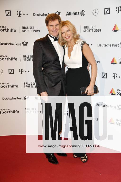Veronica Ferres mit Ehemann Carsten Maschmeyer beim 49. Ball des Sports 2019 im RheinMain CongressCenter. Wiesbaden