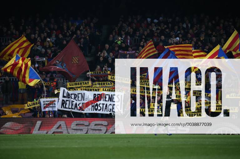Barcelona, Catalonia, Spain - Protest in favor of the release of Catalan political prisoners during the match between FC Barcelona Barca and Valladolid CF, corresponding to the week 34 of the Liga Santander, played at the Camp Nou Stadium, on 16th February 2019, in Barcelona, Spain. FC Barcelona v Real Valladolid CF - La Liga - ZUMAn230 20190216_zaa_n230_906