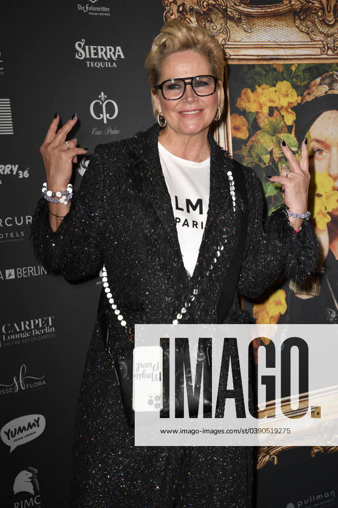 Claudia Effenberg beim Public Viewing der RTL Show Ich bin ein Star - Holt mich hier raus! im Hotel Pullmann Schweizer Hof. Berlin