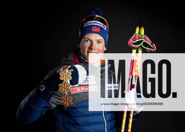 KW09 NORDIC SKIING - FIS Nordic World Ski Championships Seefeld 2019 SEEFELD,AUSTRIA,01.MAR.19 - NORDIC SKIING, CROSS COUNTRY SKIING - FIS Nordic World Ski Championships, medal photo shooting, 4x10km relay, men. Image shows Hoesflot Klaebo (NOR). Keyword: medals. GEPAxpictures xHaraldxSteiner