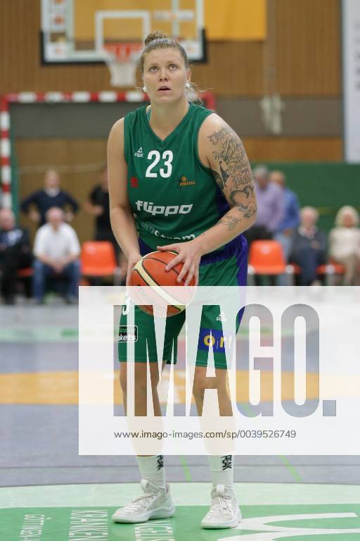 Göttingen, Sporthalle Felix-Klein-Gymnasium, 23.09.18, Basketball, DBBL, Saison 2018 19, DBBL-Pokal, Runde 2, Flippo Baskets BG 74 Göttingen gegen Chemcats Chemnitz Bild: 23 Klaudia Grudzien (Flippo Baskets BG 74)