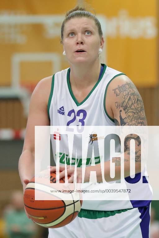 Göttingen, Sporthalle Felix-Klein-Gymnasium, 21.10.18, Basketball, DBBL, Saison 2018 19, 5. Spieltag, Flippo Baskets BG 74 Göttingen gegen Eintracht Braunschweig Bild: 23 Klaudia Grudzien (Flippo Baskets BG 74)
