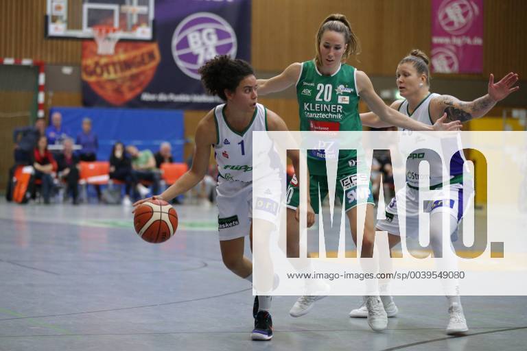 Göttingen, Sporthalle Felix-Klein-Gymnasium, 17.10.18, Basketball, DBBL, Saison 2018 19, 3. Spieltag, Flippo Baskets BG 74 Göttingen gegen Rutronik Stars Keltern Bild: 1 Alissa Pierce (Flippo Baskets BG 74; links, mit Ball), 20 Marta Tudanca (Rutronik Stars Keltern; Mitte), 23 Klaudia Grudzien (Flippo Baskets BG 74; rechts)