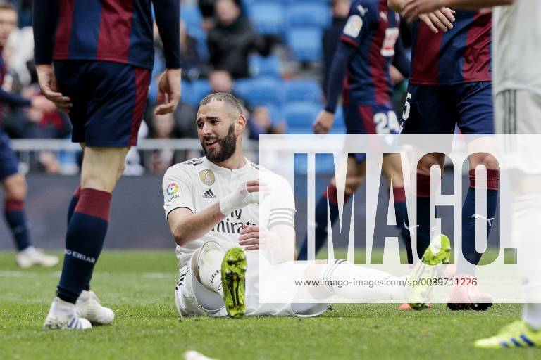 Real Madrid s Karim Benzema during La Liga match between Real Madrid and SD Eibar at Santiago Bernabeu Stadium in Madrid, Spain.April 06, 2019. (201904060298)