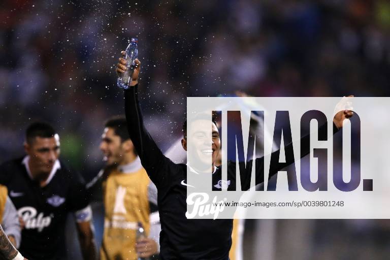 Futbol, Universidad Catolica vs Libertad. Copa Libertadores 2019 Los jugadores de Libertad celebran contra Universidad Catolica durante el partido del grupo H de Copa Libertadores en el estadio San Carlos de Apoquindo. Santiago de Chile. 10 04 2019 Javier Torres Photosport Football, Universidad Catolica vs Libertad. Copa Libertadores Championchip 2019 Libertad s players celebrates against Universidad Catolica during group H for Copa Libertadores Championship held at San Carlos de Apoquindo stadium. Santiago, Chile. 10 04 2019 Javier Torres Photosport Universidad Catolica vs Libertad, Copa Libertadores 2019