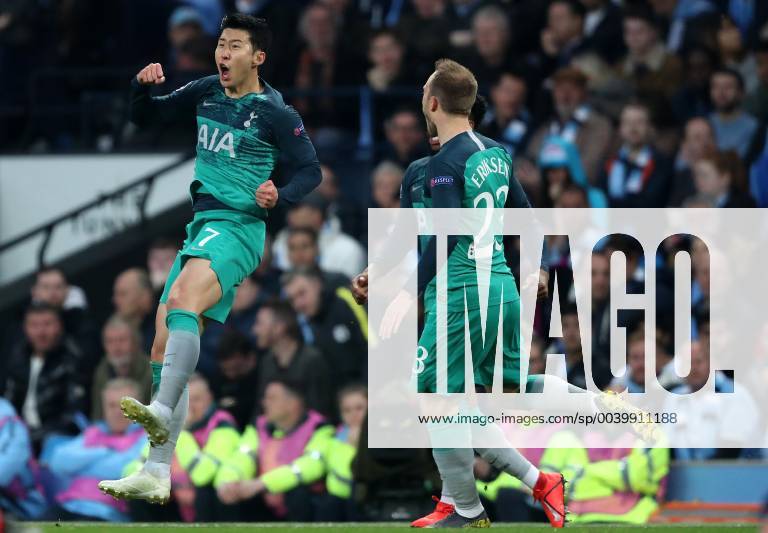 Football - 2018 2019 UEFA Champions League - Quarter-Final, Second Leg: Manchester City (0) vs. Tottenham Hotspur (1) Tottenham Hotspur players celebrate the second goal score by Son Heung-Min to make the score 1-2, at The Etihad. COLORSPORT PAUL GREENWOOD