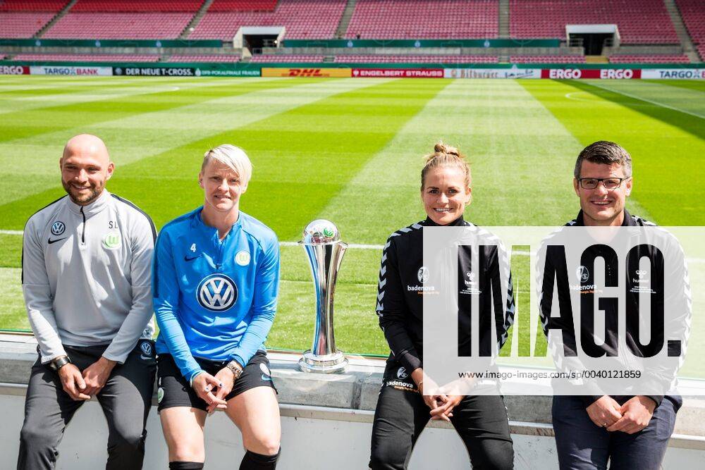 KW18 DFB Pokalfinale Frauen Pressekonferenz, VfL Wolfsburg - SC Freiburg, 30.04.2019 Stephan Lerch (Trainer VfL Wolfsburg), Nilla Fischer ( 4, VfL Wolfsburg), Clara Schoene ( 27, SC Freiburg), Jens Scheuer (Trainer SC Freiburg), DFB Pokalfinale Frauen Pressekonferenz, VfL Wolfsburg - SC Freiburg, Koeln, Rheinenergiestadion DFL REGULATIONS PROHIBIT ANY USE OF PHOTOGRAPHS AS IMAGE SEQUENCES AND OR QUASI-VIDEO.