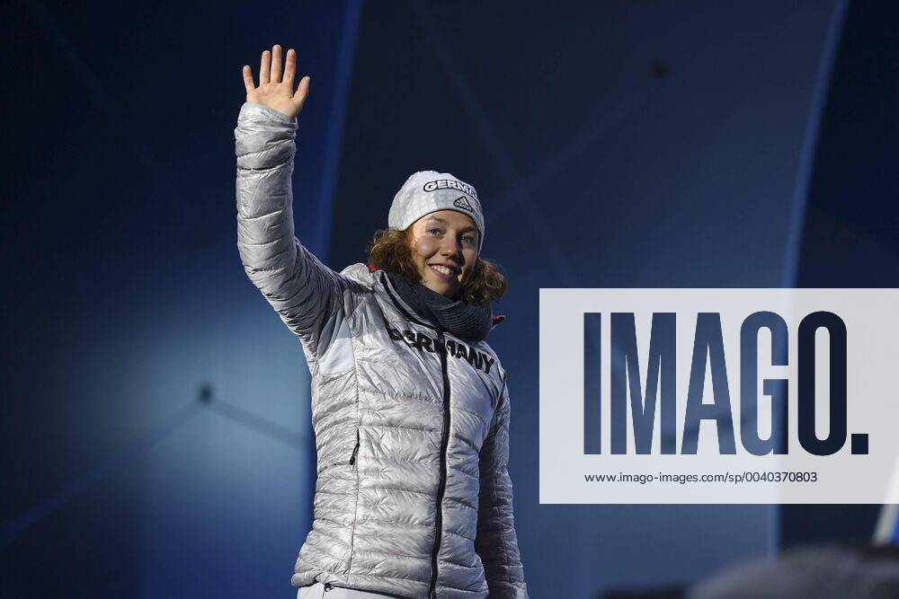 Laura DAHLMEIER beendet mit 25 ihre Karriere. Archivfoto: Laura DAHLMEIER (GER) Jubel,Freude,Begeisterung, Biathlon,15 km Einzel der Frauen,Siegerehrung,Victory Ceremony,PyeongChang Olympic Medals Plaza am 16.02.2018. Olympische Winterspiele 2018, vom 09.02. - 25.02.2018 in PyeongChang Suedkorea. Â