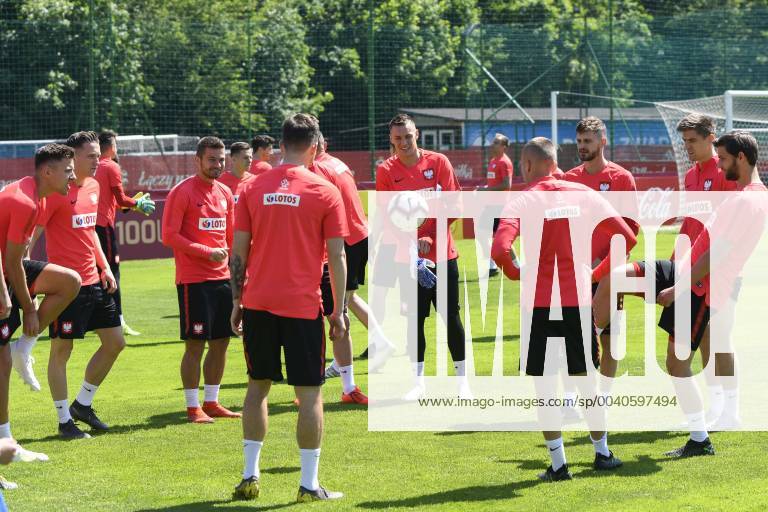 WARSZAWA 31.05.2019 TRENING REPREZENTACJI POLSKI --- POLISH FOOTBALL national team, Nationalteam TRAINING SESSION IN WARSAW JAN BEDNAREK, PIOTR ZIELINSKI, KAROL LINETTY, LUKASZ SKORUPSKI, MATEUSZ KLICH, KRZYSZTOF PIATEK, BARTOSZ BERESZYNSKI FOT. MACIEJ BIALY FOTOPYK NEWSPIX.PL --- Newspix.pl 190531BIA011