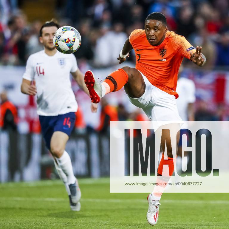 GUIMARAES, 06-06-2019, Estadio D. Afonso Henriques , UEFA Nations League Semi Final. Netherlands player Steven Bergwijn during the game Netherlands - England Netherlands - England x3610810x