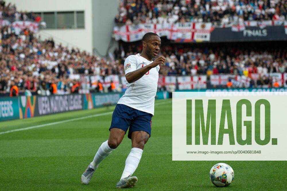 Guimares, Portugal - Raheem Sterling of England during the UEFA Nations League match between Netherlands and England at Estadio D. Afonso Henriques, Guimaro£es, Portugal on Thursday 6th June 2019. Netherlands v England - UEFA Nations League Semi-Final - ZUMAn230 20190606_zaa_n230_636