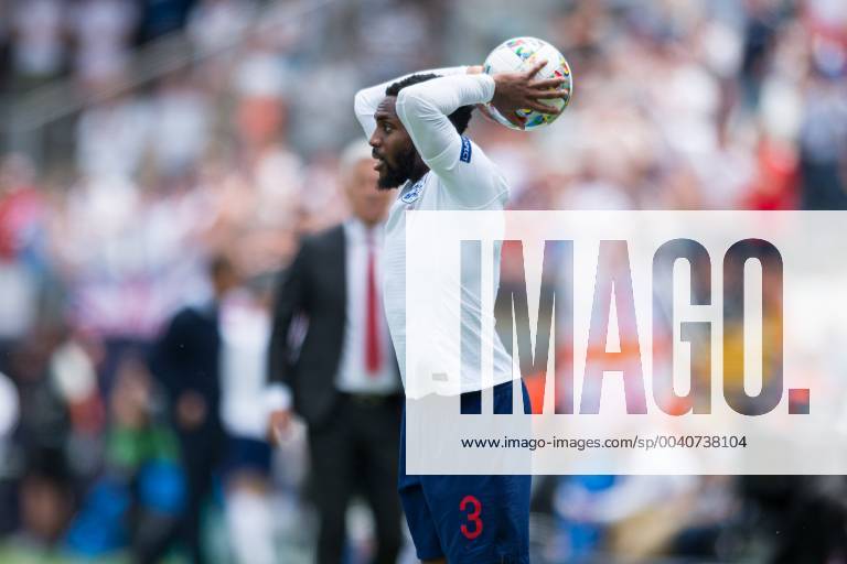 Guimaraes, Portugal, 09.06.2019, UEFA Nations League, 3. Platz, Schweiz - England, Danny Rose (England) throw-in ( Defodi-09-531-002569