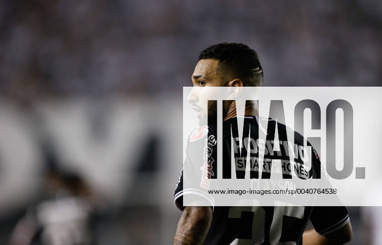 Santos x Corinthians SANTOS, SP - 12.06.2019: SANTOS X CORINTHIANS - Clayson of Corinthians during a match between Santos and Corinthians, valid for the 9th round of the 2019 Brazilian Championship, held at the Urban Stadium Caldeira, known as Vila Belmiro, in Santos SP on Wednesday night (12). (Photo: Marcelo Machado de Melo Fotoarena) x1746661x MarceloxMachadoxdexMelo