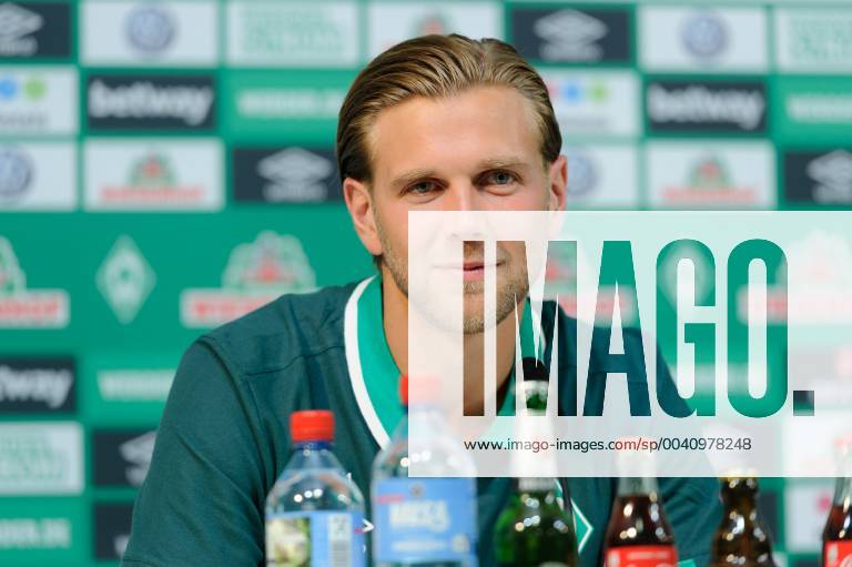 GER, 1. FBL, Werder Bremen Vorstellung Niclas Fuellkrug 30.06.2019, Wohninvest Weserstadion, Bremen, GER, 1. FBL, Werder Bremen Vorstellung Niclas Füllkrug, im Bild Niclas Füllkrug Fuellkrug (Bremen 11) Foto © CF Photo Art Frisch