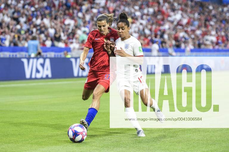 (L-R) Tobin Heath of USA women, Demi Stokes of England women during the FIFA Women s World Cup France 2019 semi final match between England and United States of America at Stade de Lyon on July 02, 2019 in Lyon, France FIFA Women s World Cup France 2019 2018 2019 Imagesx xGerritxvanxKeulenxIVx 14891412
