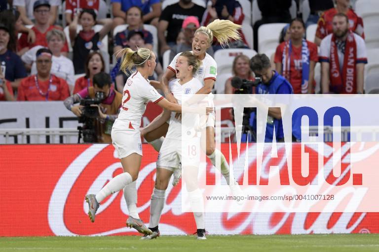 (L-R) Beth Mead of England women, Ellen White of England women, Rachel Daly of England women during the FIFA Women s World Cup France 2019 semi final match between England and United States of America at Stade de Lyon on July 02, 2019 in Lyon, France FIFA Women s World Cup France 2019 2018 2019 Imagesx xGerritxvanxKeulenxIVx 14891785