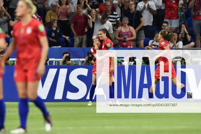 Joie de Alex Morgan (etats unis) et de ses coequipieres FOOTBALL : Angleterre vs Etats-Unis - Coupe du monde de Football Feminin 1 2 finale - 02 07 2019 FredericChambert Panoramic
