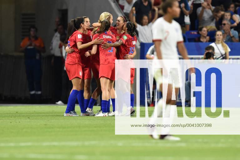 Joie de Alex Morgan (etats unis) et de ses coequipieres FOOTBALL : Angleterre vs Etats-Unis - Coupe du monde de Football Feminin 1 2 finale - 02 07 2019 FredericChambert Panoramic